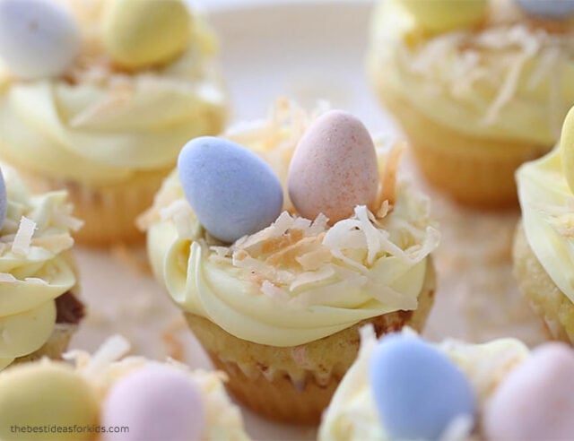 Easy Cadbury Mini Egg Cupcakes