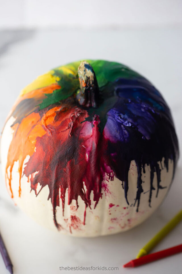 How to do a Melted Crayon Pumpkin