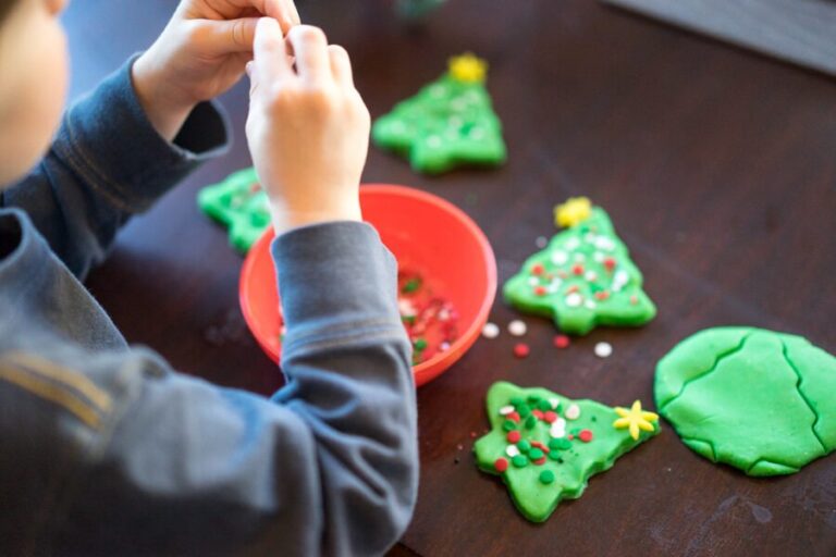 Playdough Christmas Trees The Best Ideas for Kids