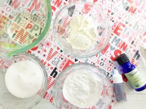 Ingredients Needed to make Heart Bath Bombs