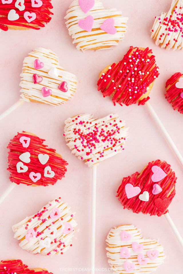 Valentine Heart Cake Pops