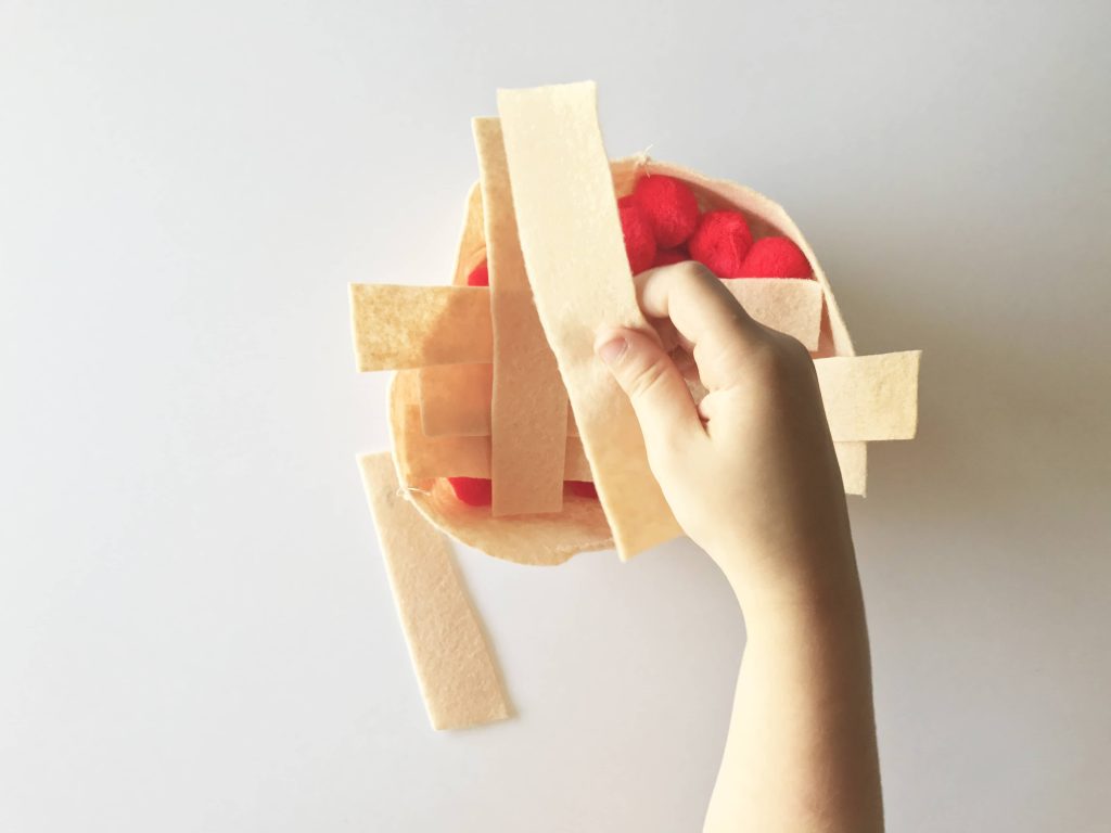 Fall Apple Pie Felt Craft