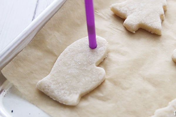 Make Hole in Salt Dough Ornament