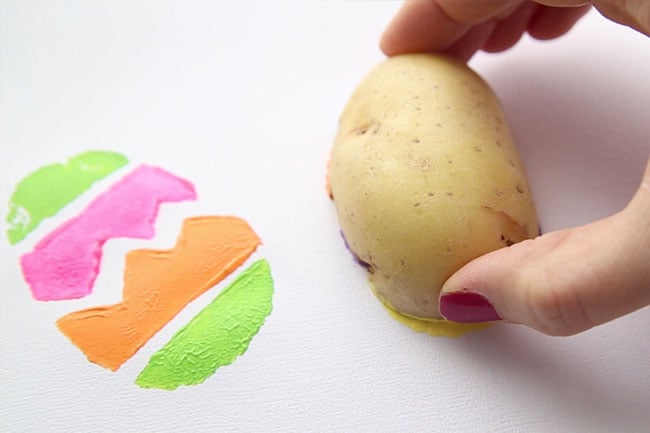 Stamp Easter Eggs with Potatoes