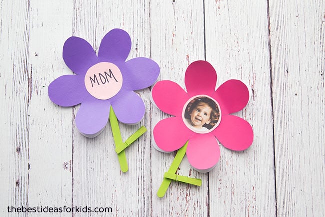 Hands Full of Love: Flower Bouquet Craft (With Free Template)