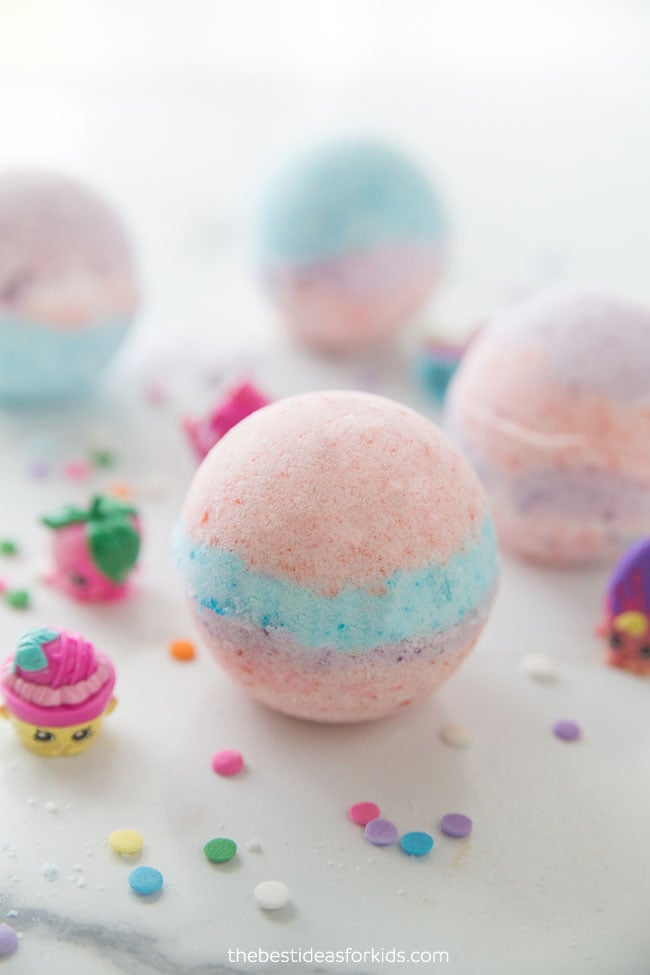 How to Make Bath Bombs