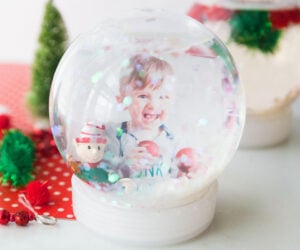 How to Make a Snow Globe