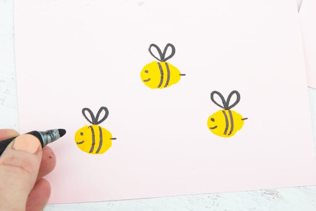 Draw Fingerprint Bee