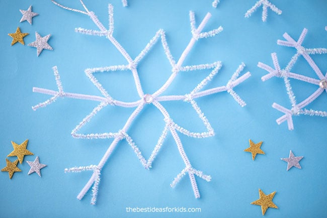 Pipe Cleaner Snowflakes Craft