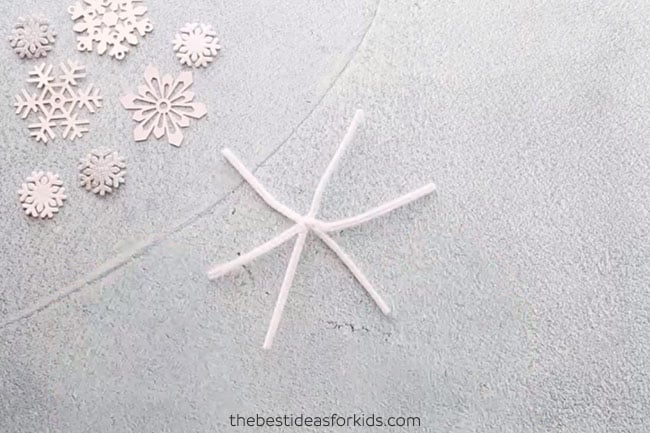 Twist Pipe Cleaners to Make Snowflakes