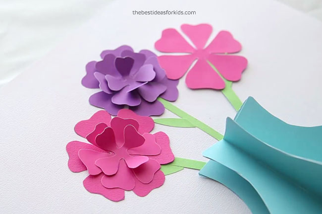 Glue Easy Paper Flowers