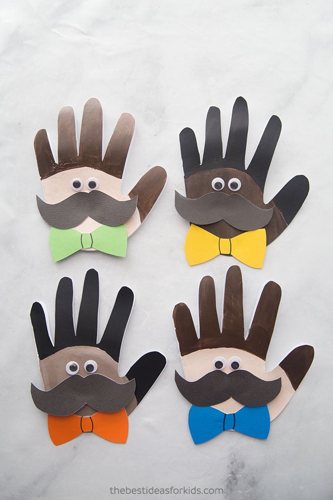 Kids Crafts for Father's Day: Hand Prints!