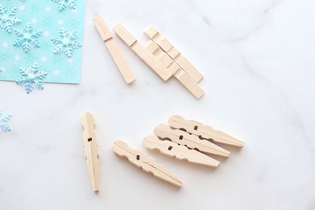 Clothes Pin Snowflake Craft - Play and Learn Every Day