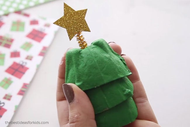 Paint Christmas Tree Egg Cartons