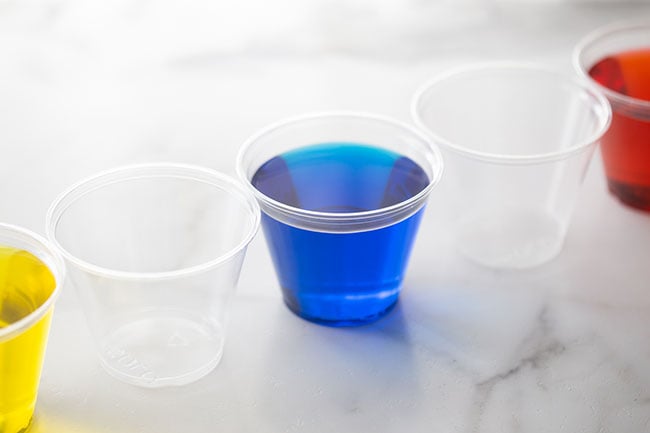 Line up Cups to Make Rainbow