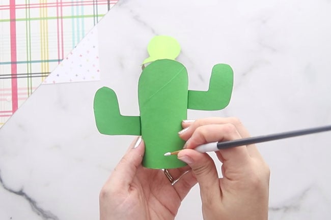 Paint the paper roll cactus