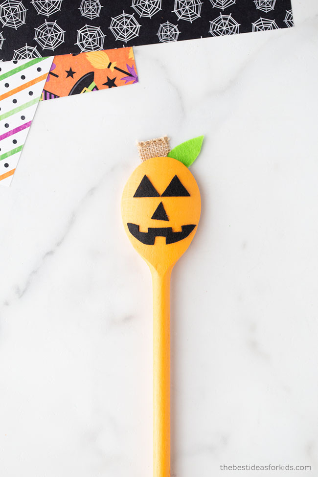 Wooden Spoon Pumpkin Craft