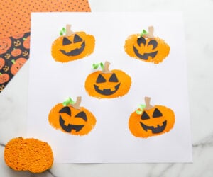 Pumpkin Sponge Painting