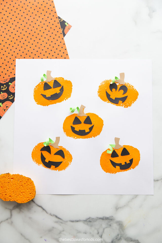 Pumpkin Sponge Painting (with Free Printable) The Best Ideas for Kids