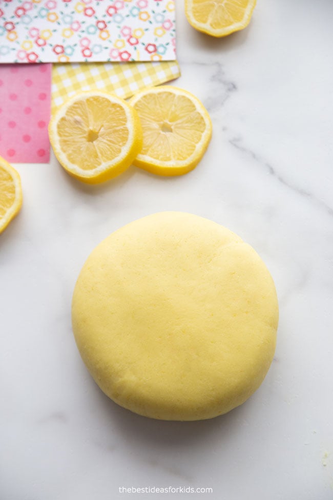 Homemade Lemon Playdough Recipe