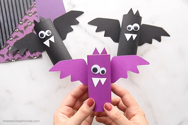 Paper Roll Halloween Bats