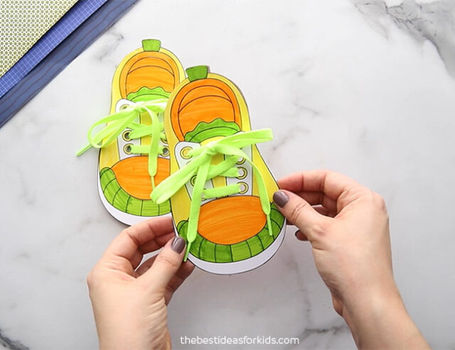 Cardboard Shoe Tying - The Best Ideas for Kids