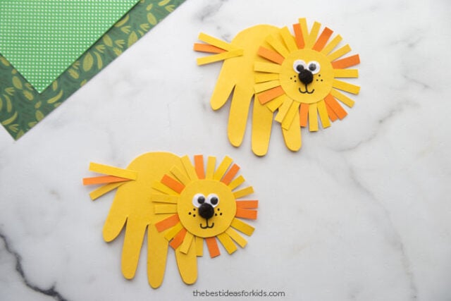 kids lion handprint craft