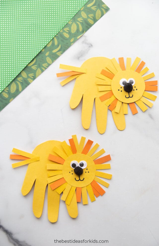 lion handprint card