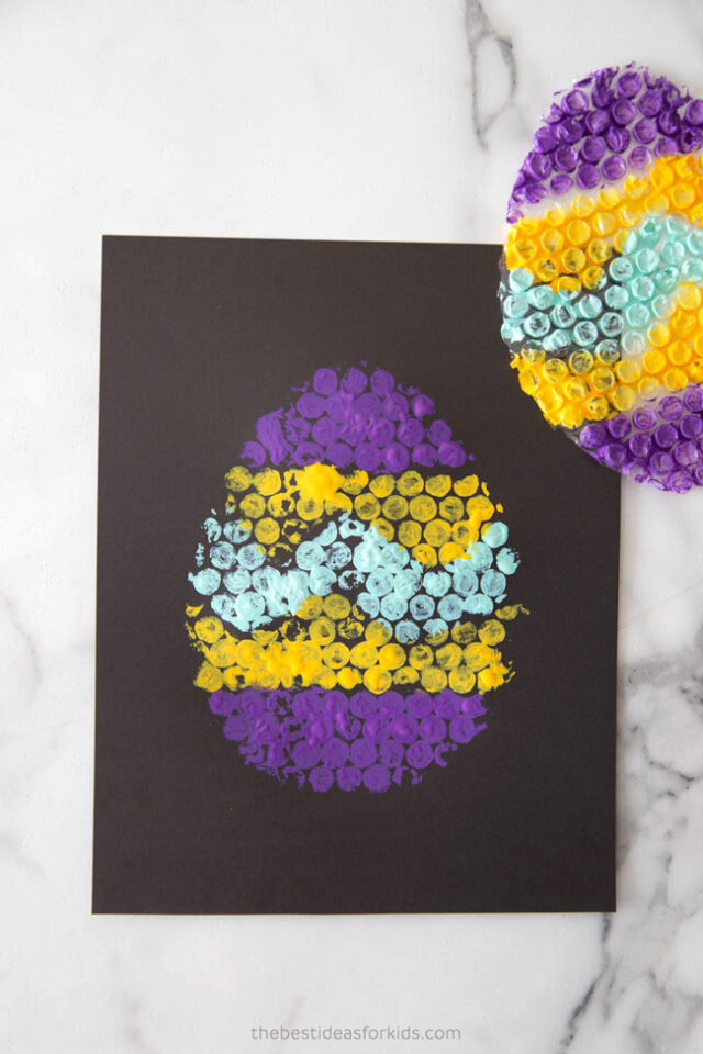 Easter Egg-Bubble Wrap Print
