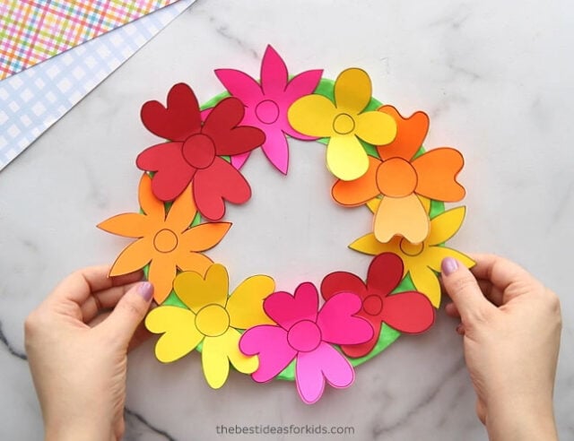 Glue paper flowers to wreath