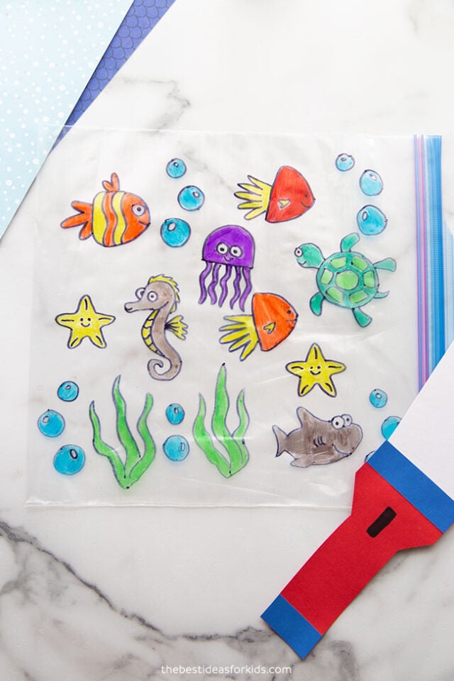 Underwater Flashlight Craft (Free Template) DIY Crafts