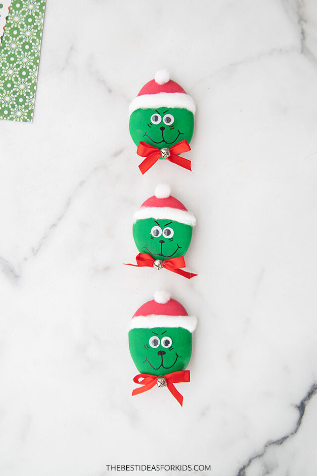 Grinch Painted Rocks Craft