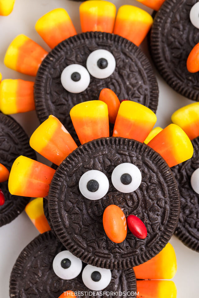 Oreo Cookie Turkeys