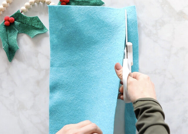 Cutting felt into strip