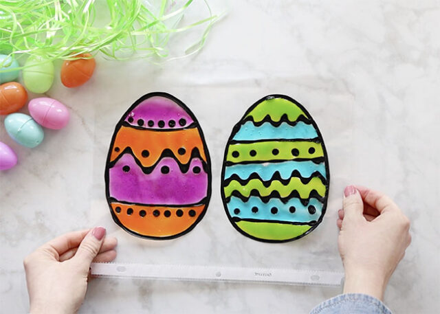 Color in entire egg