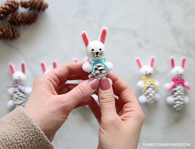 DIY Pine Cone Bunny