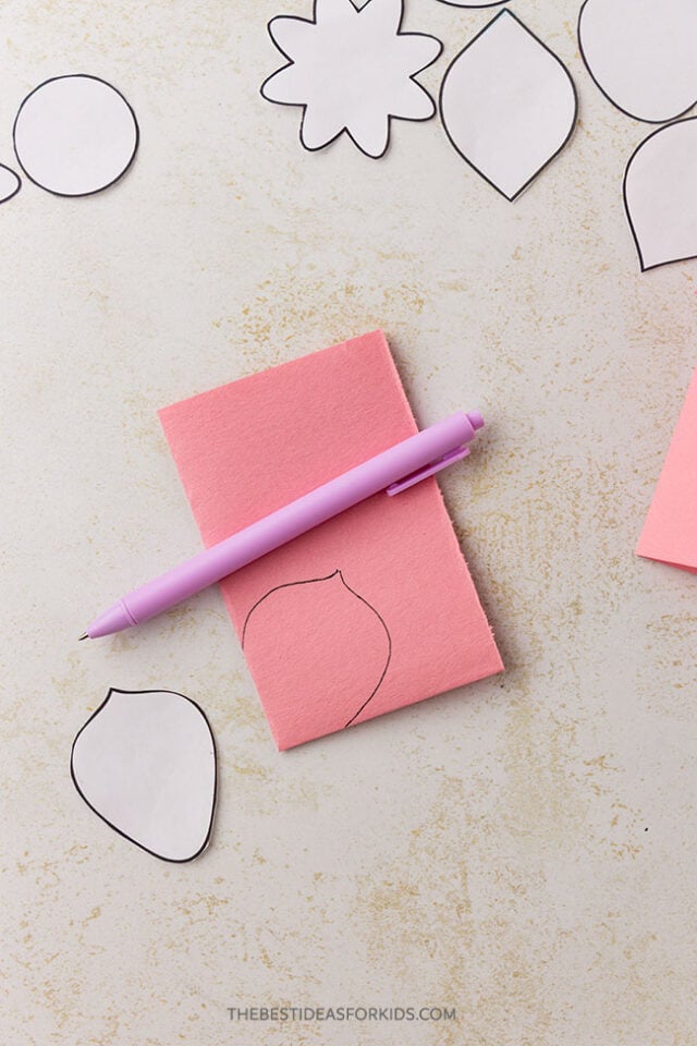 diy cut paper flowers