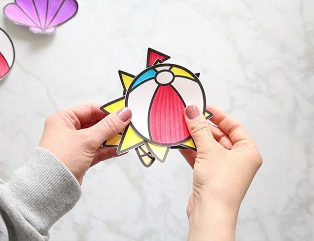 Color all Summer Wreath Templates